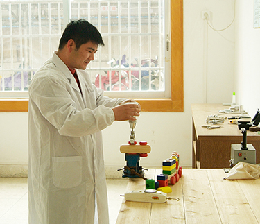 熱烈慶祝浙江新云木業(yè)集團(tuán)有限公司入選第二批省級(jí)非遺生產(chǎn)性保護(hù)基地